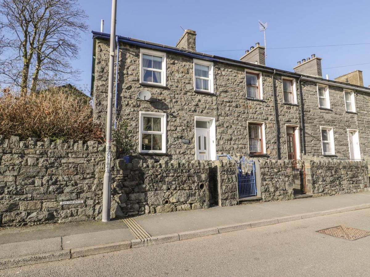 Villa Manod View à Blaenau Ffestiniog Extérieur photo